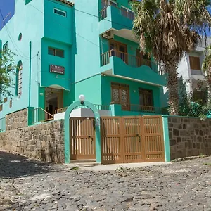 ** Alojamento de Acomodação e Pequeno-almoço Arla Residential Cabo Verde